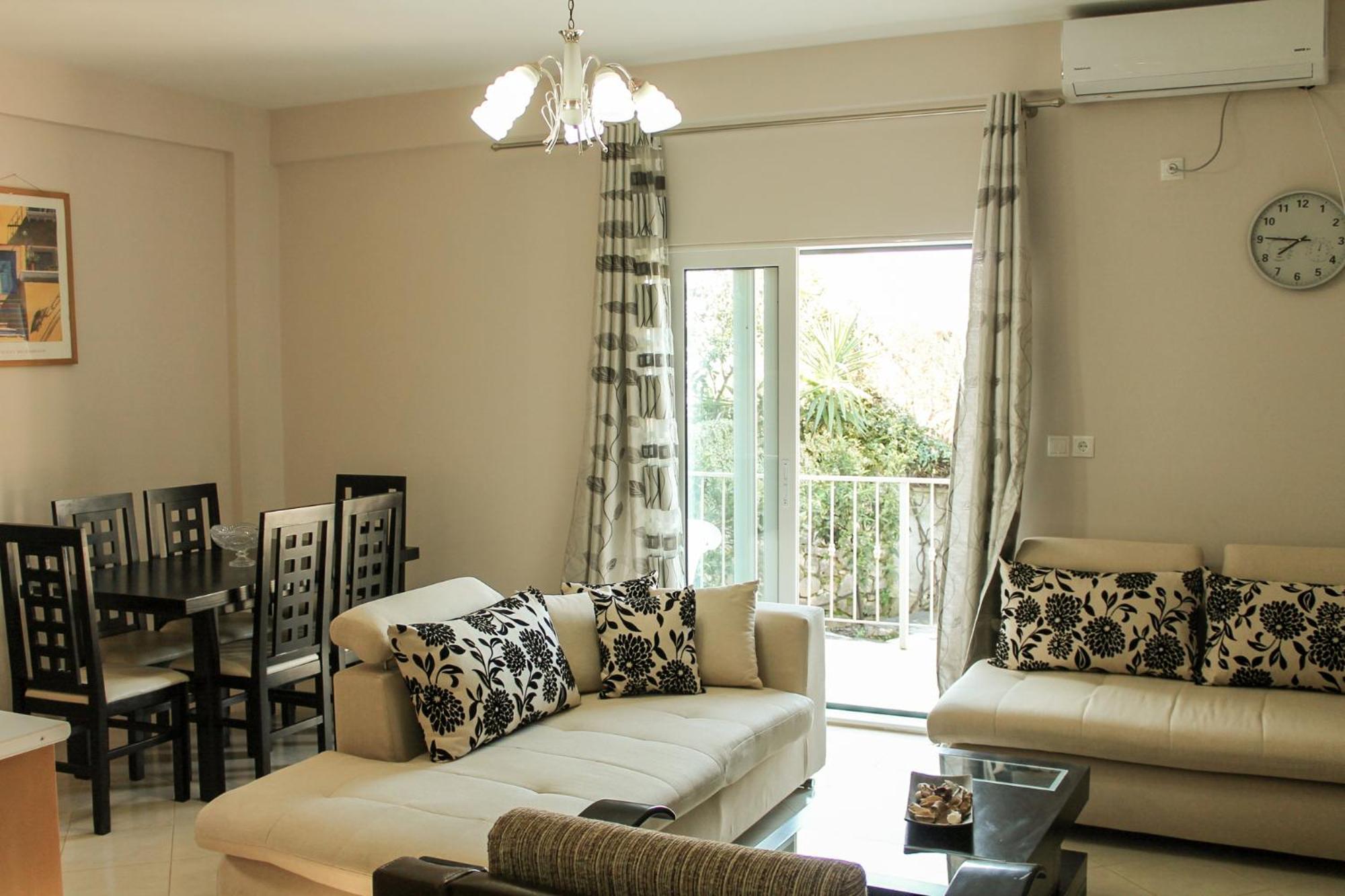 Fasho Home Sarandë Esterno foto