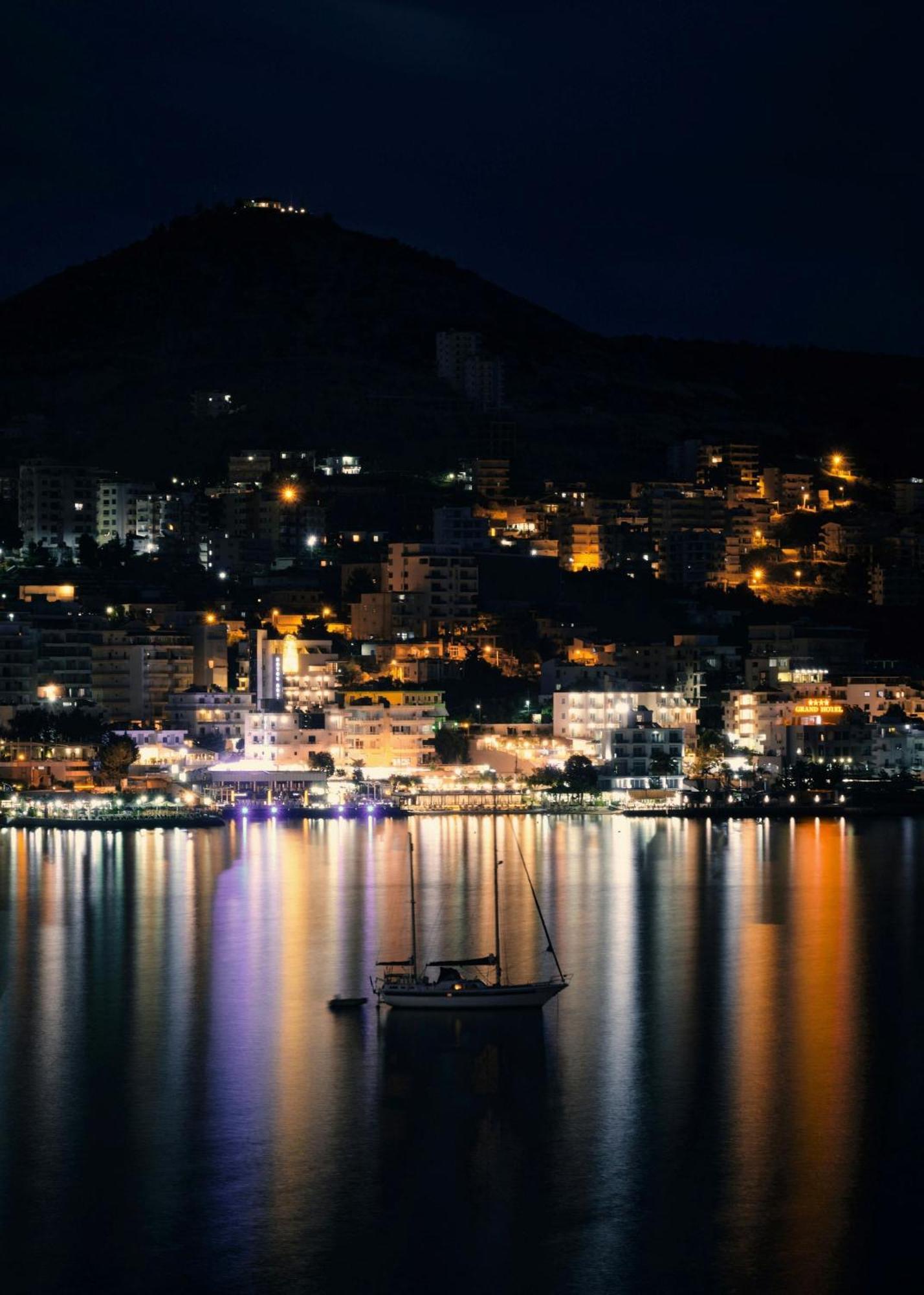 Fasho Home Sarandë Esterno foto